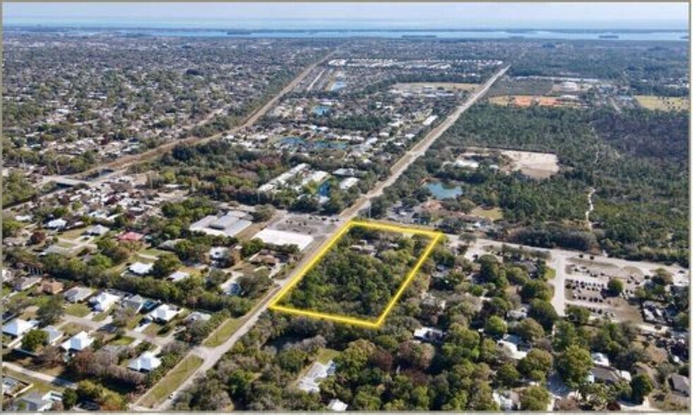 More Photos Of 505 27th Ave SW, Vero Beach Flex For Sale