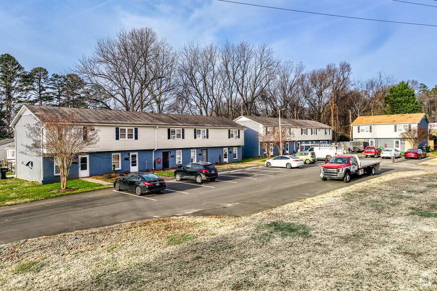 More Photos Of 421 Honeywood Ave, Charlotte Apartments For Sale