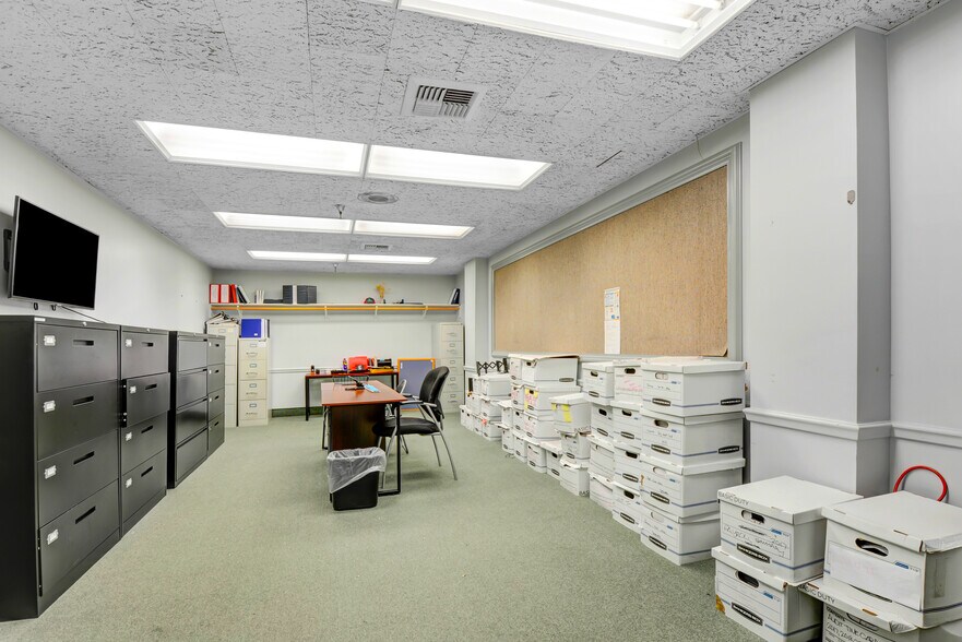 More Photos Of 401 W 4th St, San Bernardino Bank For Sale