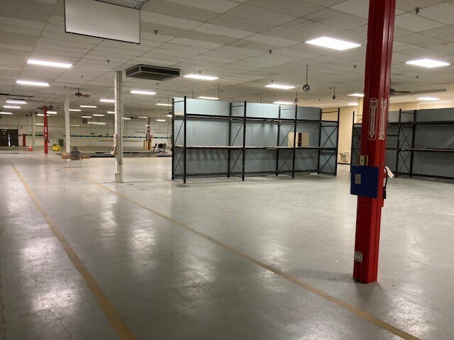 More Photos Of 110 Leffel Ln, Springfield Service For Lease