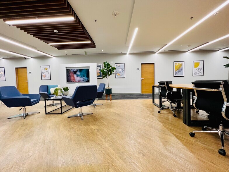 More Photos Of 7918 Jones Branch Dr, McLean Office For Lease