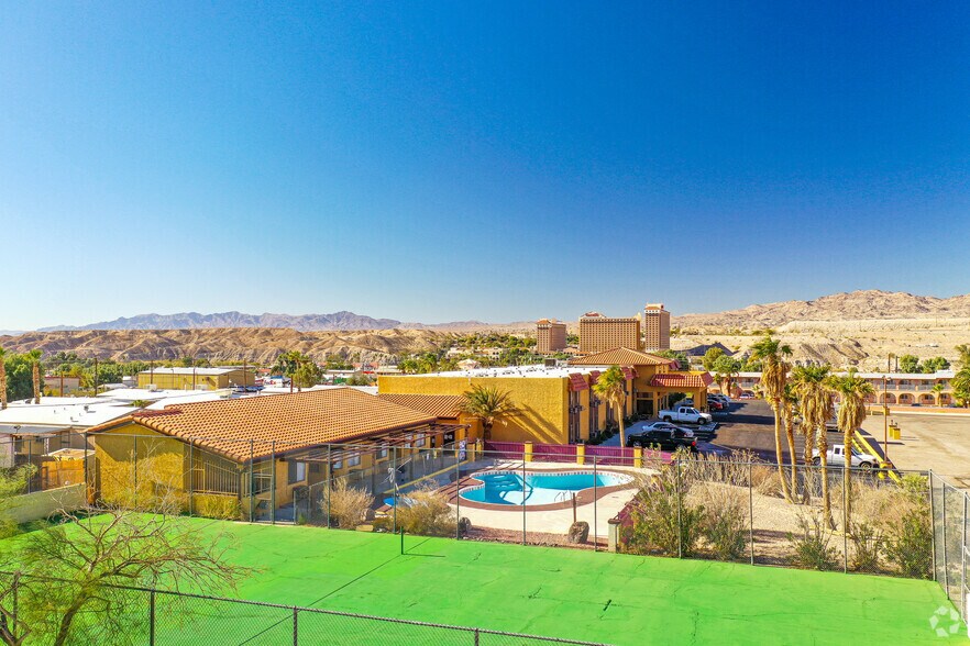 More Photos Of 336 Lee Ave, Bullhead City Hotel For Sale