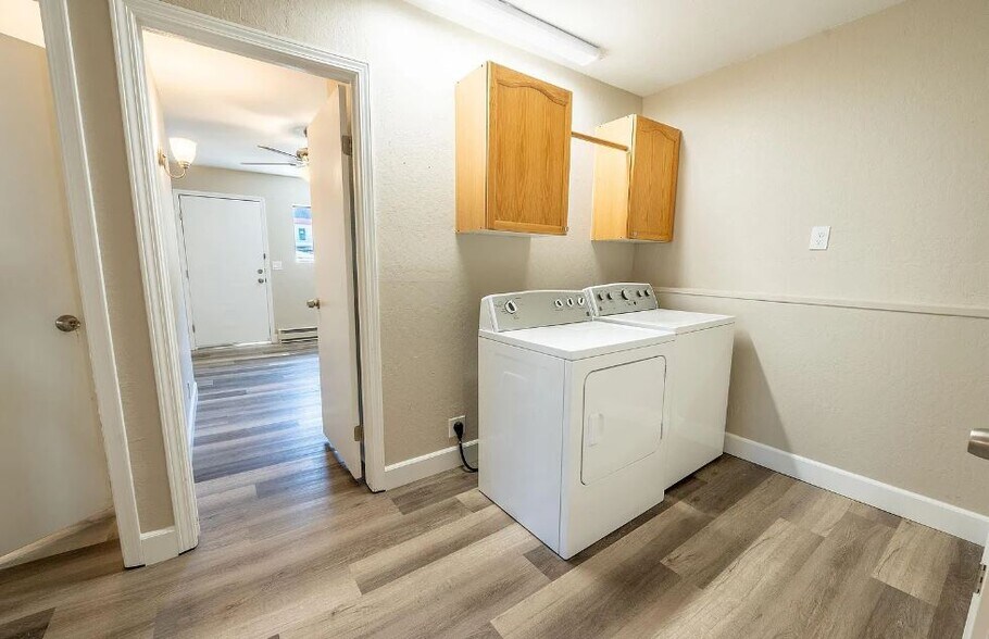 More Photos Of 1449 Hillside Dr, Reno Apartments For Sale