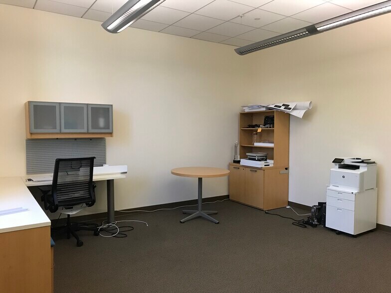 More Photos Of 2830-2850 7th St, Berkeley Medical For Lease