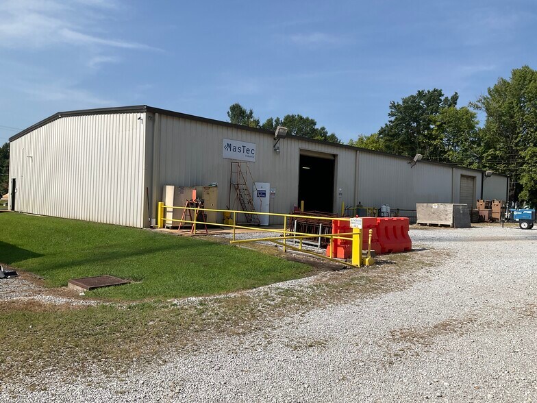 More Photos Of 119 Rocky Rd, Saltillo Industrial For Sale
