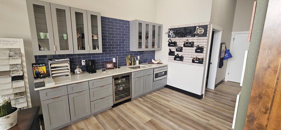 More Photos Of 7542 S Potomac St, Centennial Flex For Sale