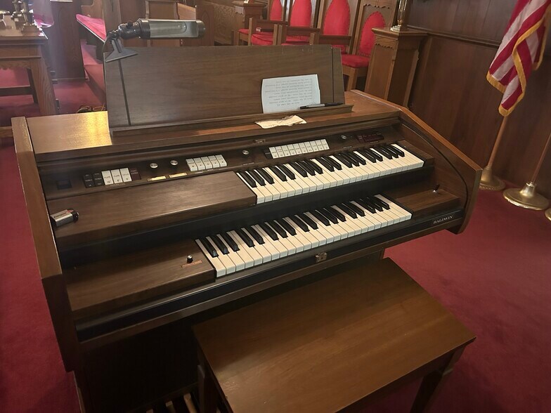 More Photos Of 108 US Highway 158, Roanoke Rapids Religious Facility For Sale