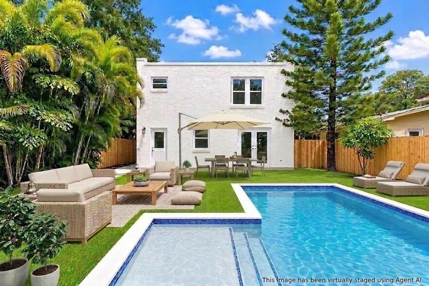 Primary Photo Of 22 NE 44th St, Miami Office Residential For Lease