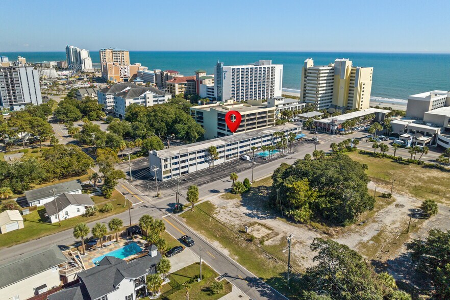 More Photos Of 806 S Ocean Blvd, Myrtle Beach Hotel For Sale
