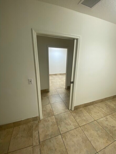 More Photos Of 3080 W Flagler St, Miami Medical For Sale