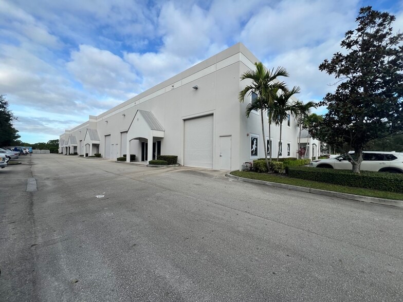 Primary Photo Of 750 NW Enterprise Dr, Port Saint Lucie Warehouse For Lease