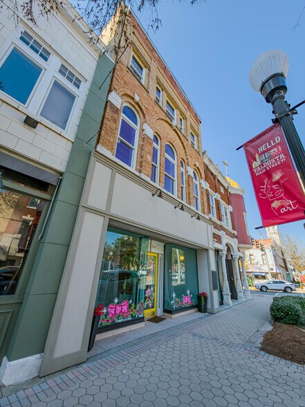 More Photos Of 134 N Patterson St, Valdosta Storefront Retail Office For Sale