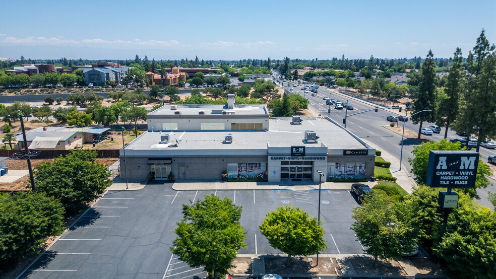 More Photos Of 160 E Bullard Ave, Fresno Freestanding For Sale