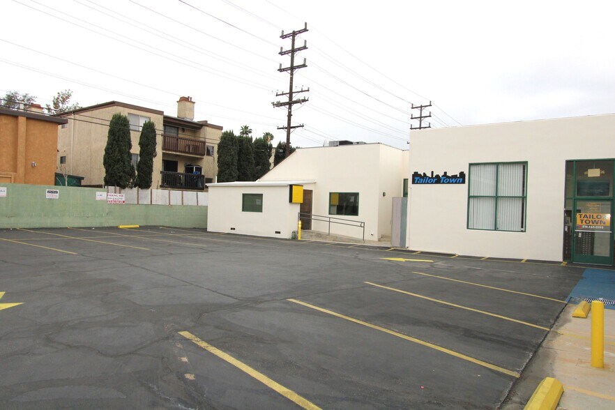 More Photos Of 432-440 W Broadway, Glendale Freestanding For Lease