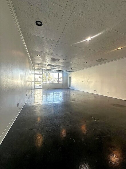 More Photos Of 14408 E Whittier Blvd, Whittier Office For Lease