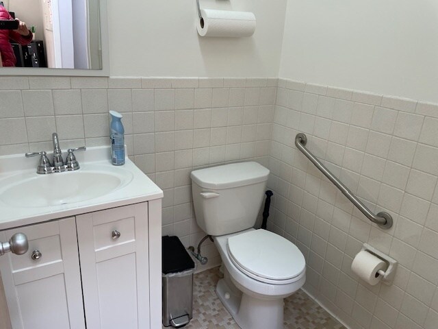 More Photos Of 2981 Solomons Island Rd, Edgewater Office Residential For Lease