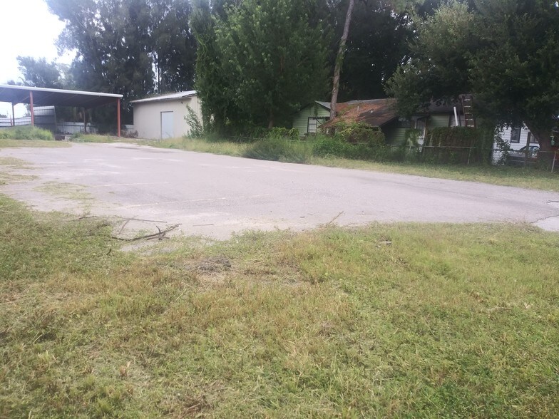 More Photos Of 5017 N Coolidge Dr, Tampa Industrial For Sale