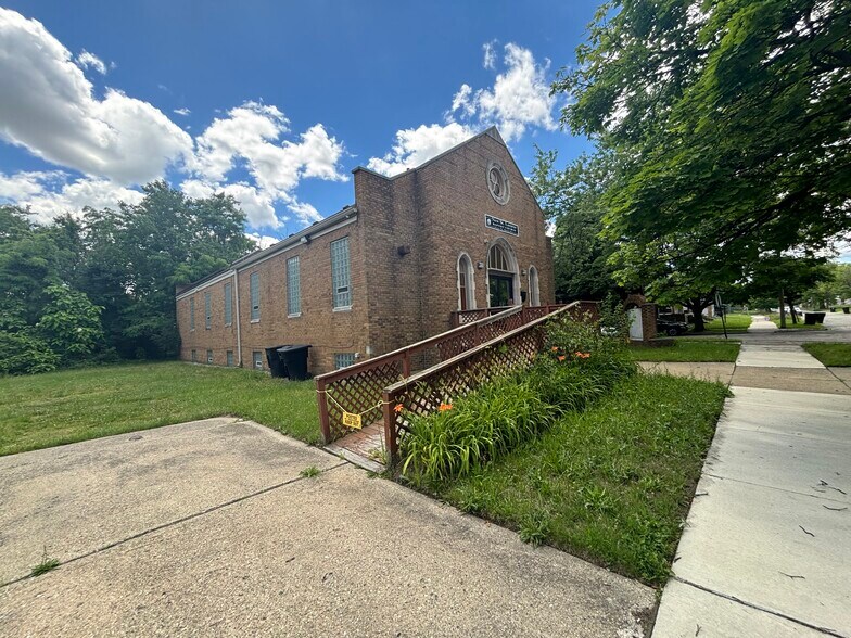 More Photos Of 10510 Sterritt St, Detroit Religious Facility For Sale