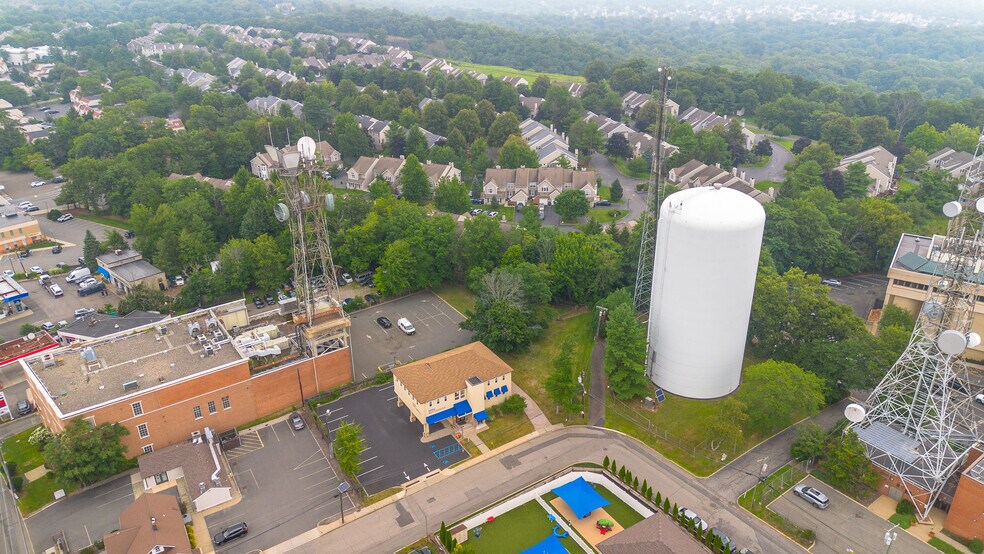 More Photos Of 8 Marcella Ave, West Orange Medical For Sale