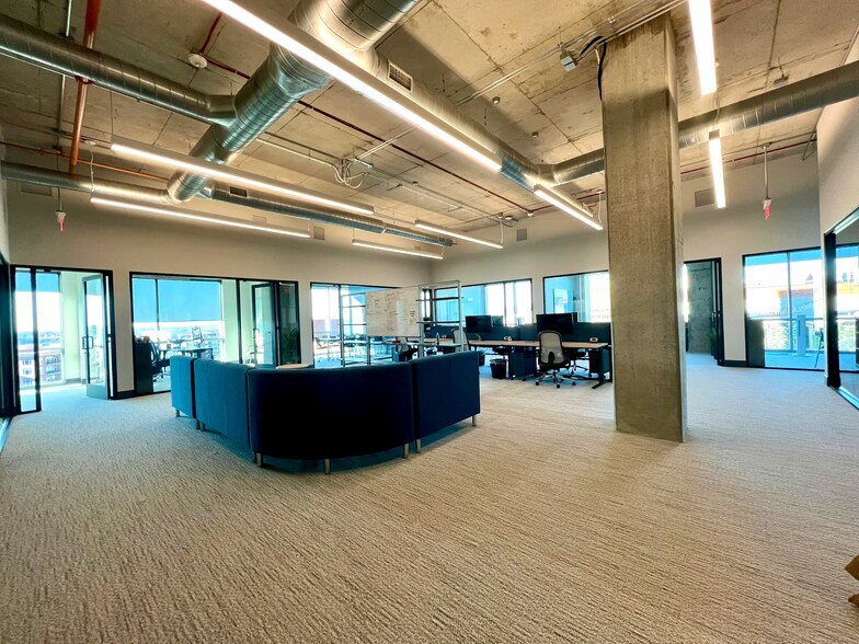 More Photos Of 355 S Main St, Greenville Office For Lease