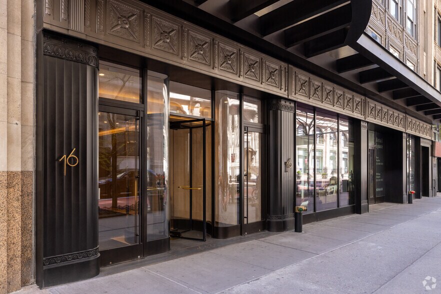 More Photos Of 16 E 34th St, New York Office For Lease