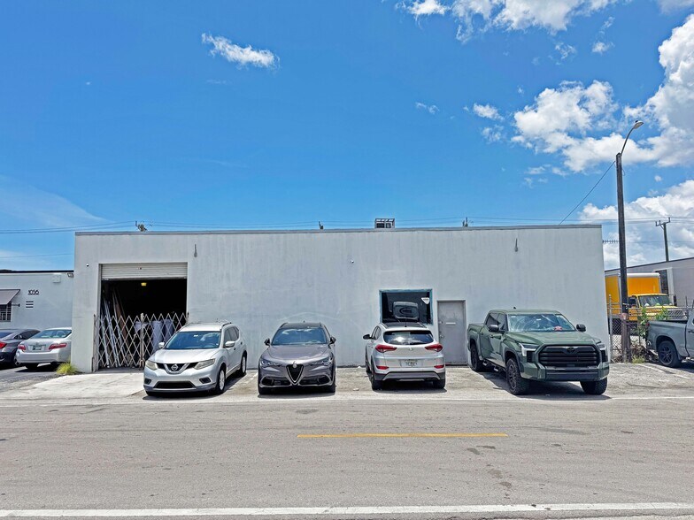 More Photos Of 1050 E 24th St, Hialeah Warehouse For Sale