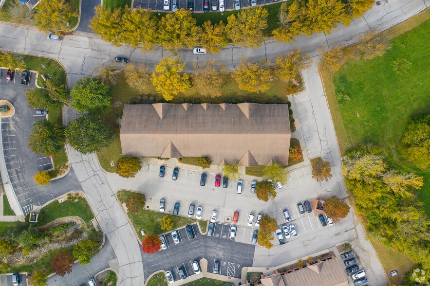 More Photos Of 6740 W 121st St, Overland Park Medical For Sale