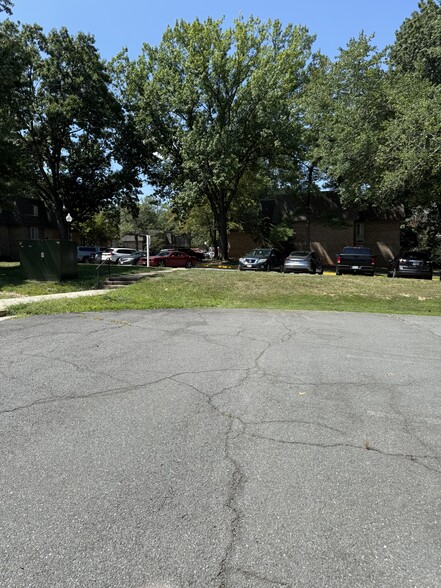 More Photos Of 1712 Clubhouse Rd, Reston Medical For Lease