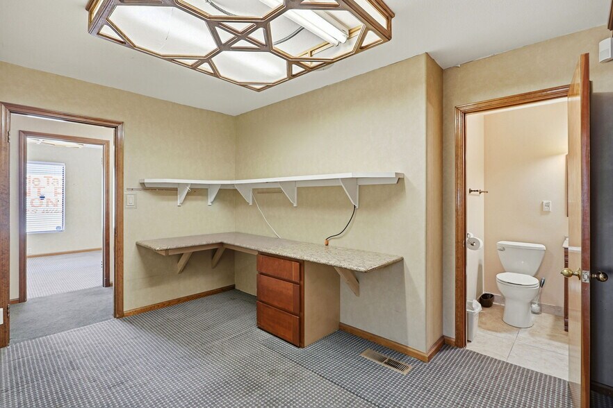More Photos Of 1565 Alum Rock Ave, San Jose Office For Sale