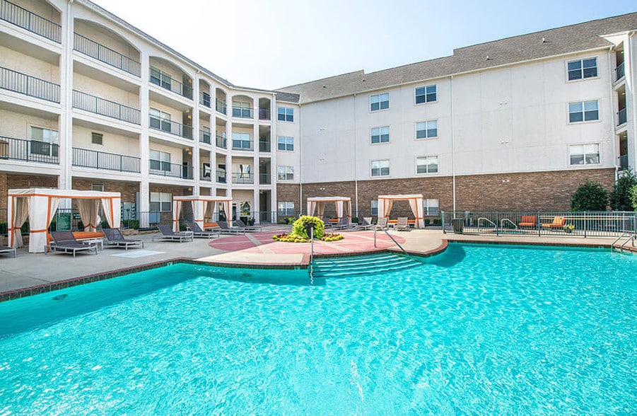 More Photos Of 301-409 N Walker Ave, Oklahoma City Apartments For Lease