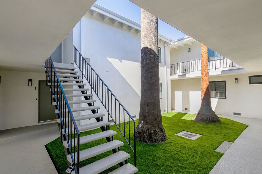 More Photos Of 655 Ivy St, Glendale Apartments For Sale