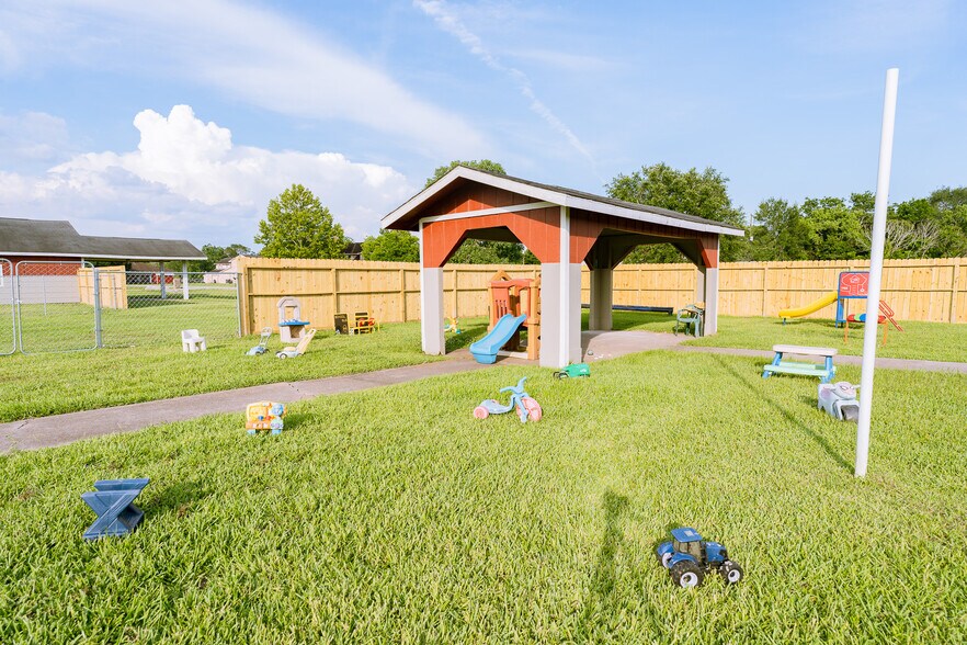 More Photos Of 5111 Powerline Rd, Richmond Daycare Center For Sale