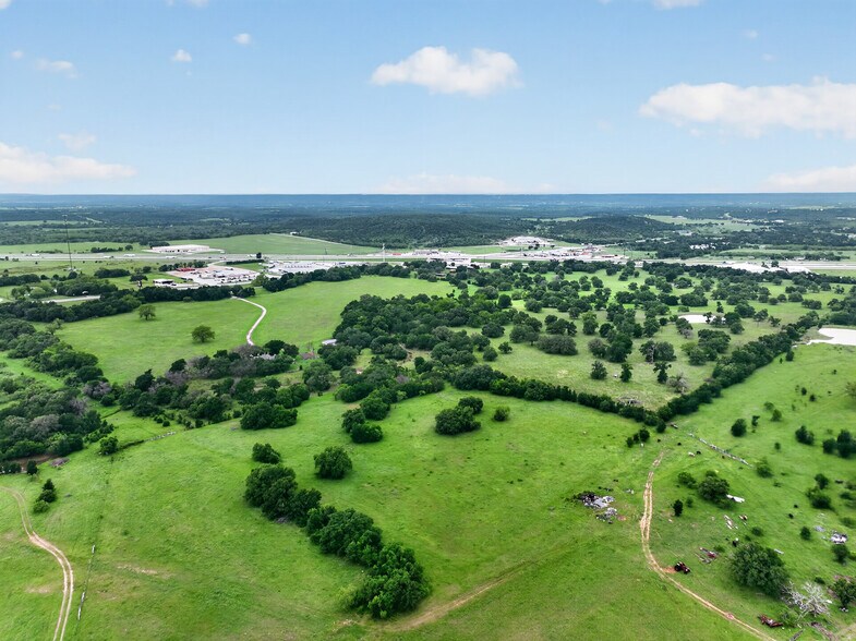 More Photos Of 14145 US-281, Santo Specialty For Sale