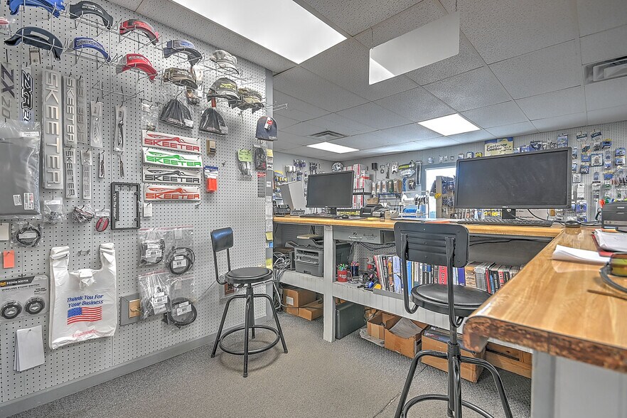 More Photos Of 2905 Cherokee Park Rd, Morristown Auto Dealership For Sale