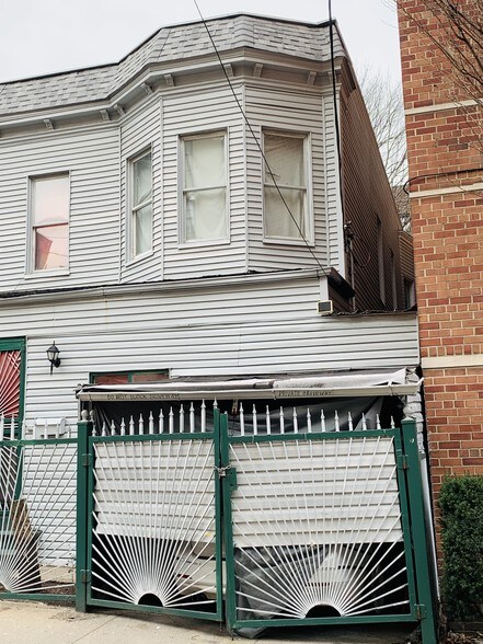 More Photos Of 243 E 202nd St, Bronx Apartments For Sale