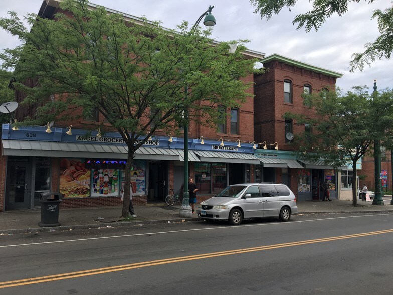 More Photos Of 622 Park St, Hartford Storefront Retail Residential For Sale