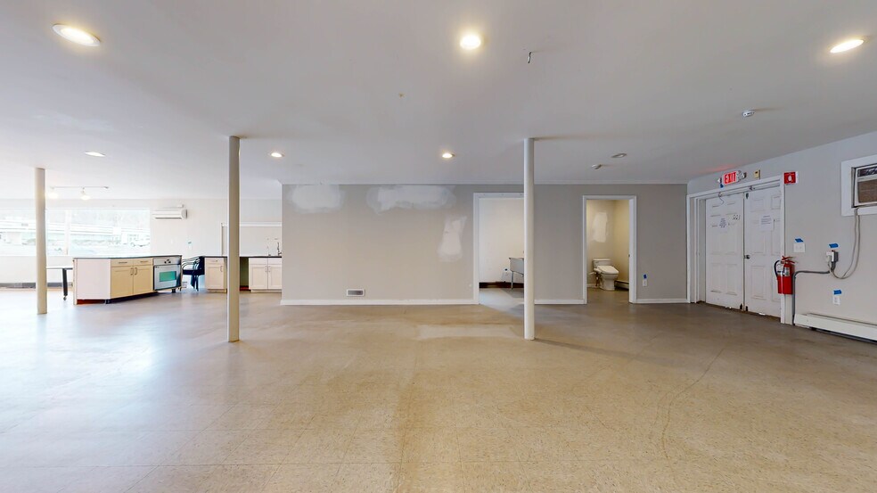 More Photos Of 906 Rt-28, Kingston Restaurant For Sale