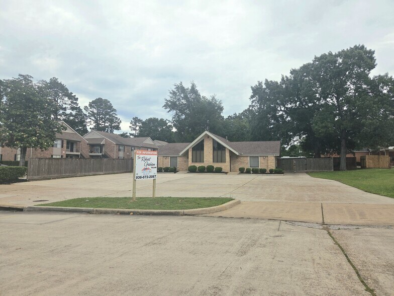More Photos Of 2204 Sunpark Dr, Conroe Office For Sale