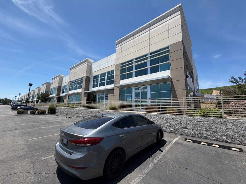 More Photos Of 3163-3179 Independence Dr, Livermore Research And Development For Sale