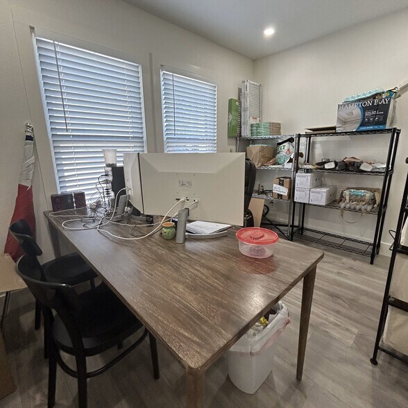 More Photos Of 2915 Medical Arts St, Austin Medical For Sale