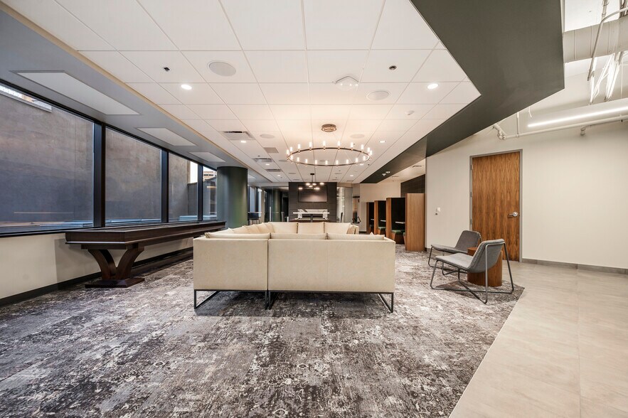 More Photos Of 170 S Main St, Salt Lake City Office For Lease