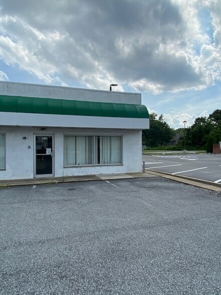 More Photos Of 4106-4114 Edgmont Ave, Brookhaven Storefront Retail Office For Lease