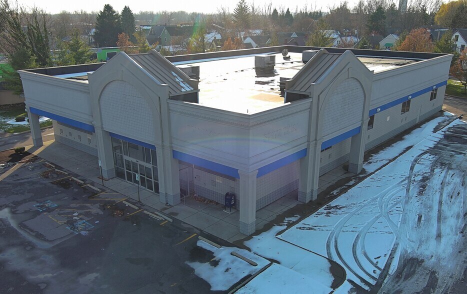 More Photos Of 1625 Broadway St, Buffalo General Retail For Sale