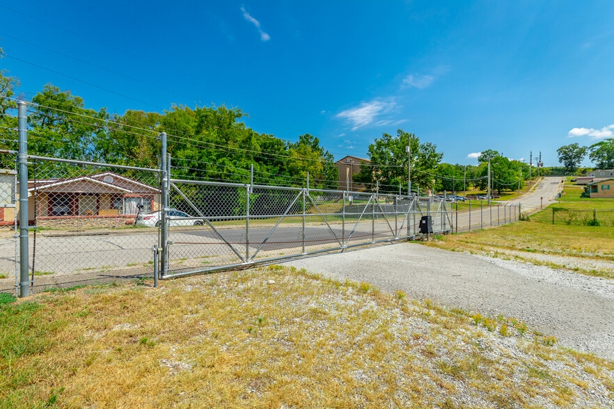 More Photos Of 200 N Holly St, Chattanooga Land For Lease