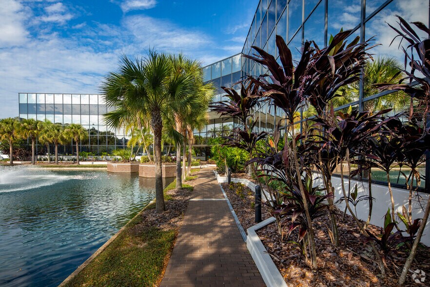 More Photos Of 3507 E Frontage Rd, Tampa Office For Lease