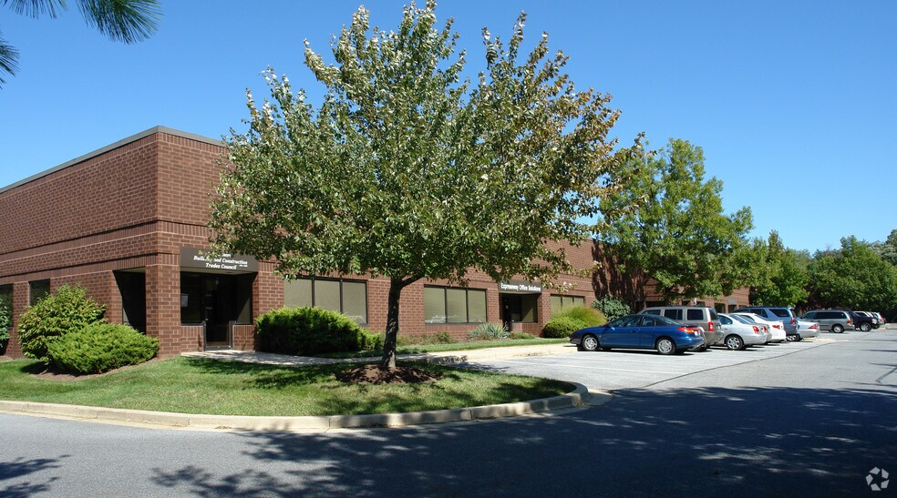 More Photos Of 1500 Caton Center Dr, Arbutus Unknown For Lease