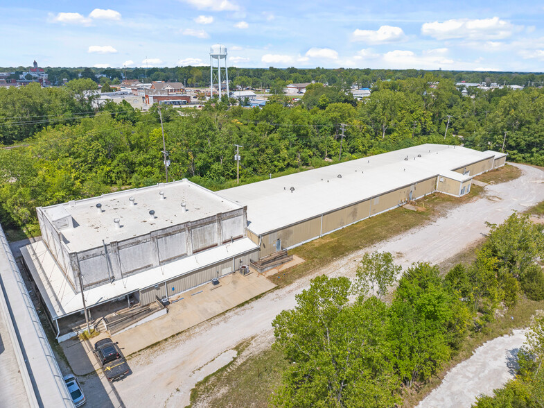 Primary Photo Of 713 E Austin Blvd, Nevada Warehouse For Lease