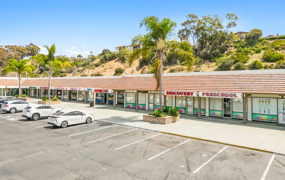 More Photos Of 1715-1779 Oceanside Blvd, Oceanside Unknown For Lease