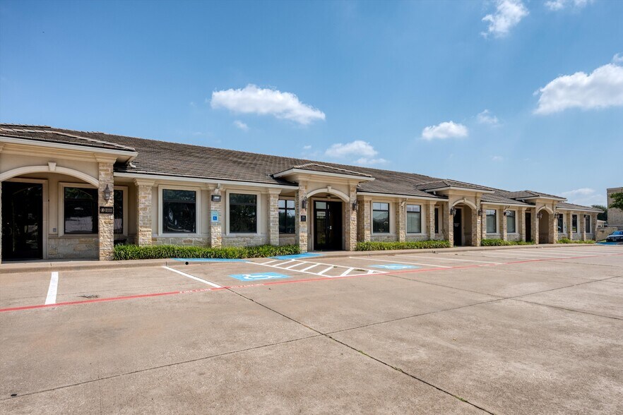 More Photos Of 6513 Preston Rd, Plano Medical For Sale