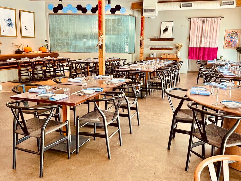 More Photos Of 1530 Barton Springs Dr, Austin Restaurant For Lease